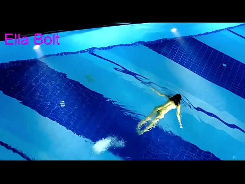 ❤️ Saya tidak bisa berhenti menonton, pirang muda tertangkap basah berenang di kolam resor ELLA BOLT ❤ Seks berkualitas di id.porno-filmy.ru ️❤